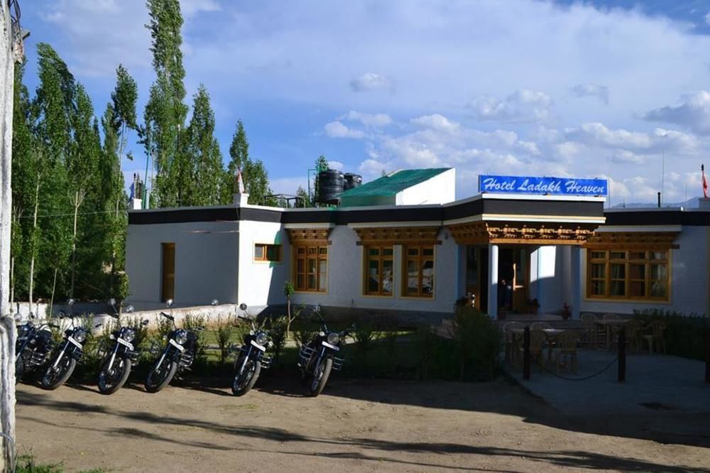 Hotel Holiday Ladakh Λεχ Εξωτερικό φωτογραφία